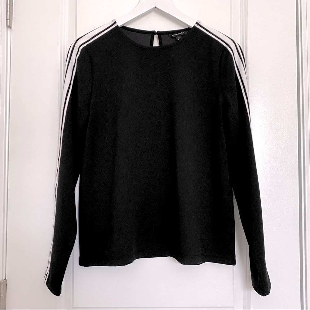 Banana Republic 🤍 Racing Stripe Blouse sz S